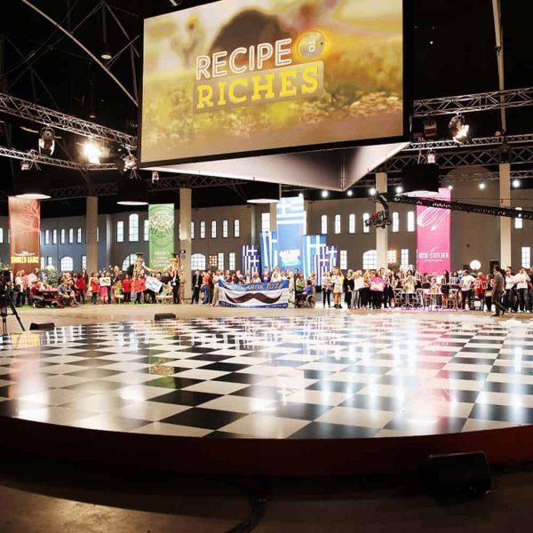 Megadeck 12-metre Round Stage